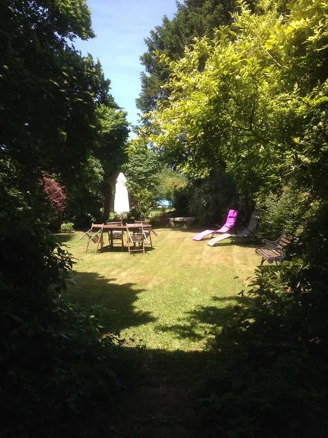 Holiday home Mimosa Cottage Langonnet